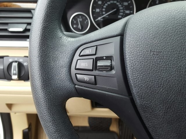 2014 BMW 3 Series 320i