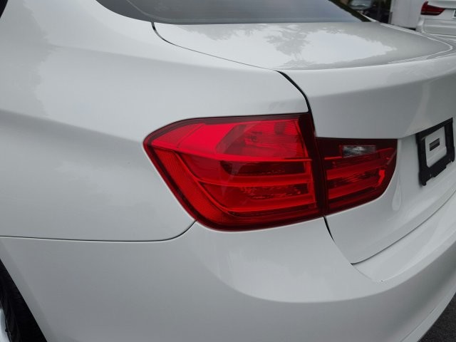 2014 BMW 3 Series 320i