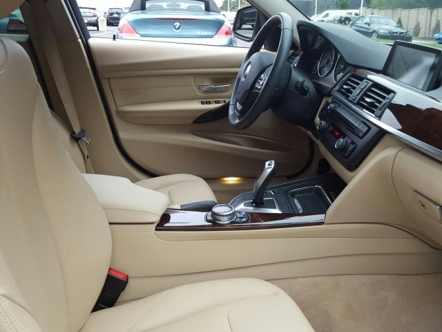 2014 BMW 3 Series 320i
