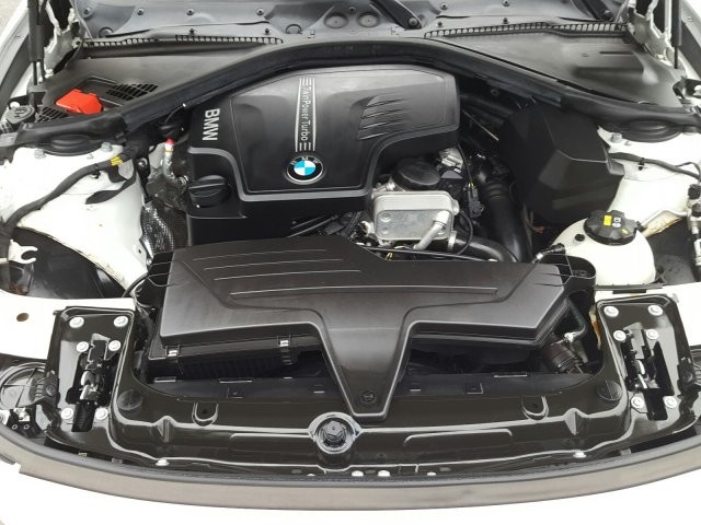 2014 BMW 3 Series 320i