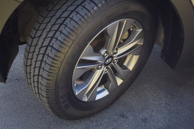 2016 Hyundai Santa Fe Sport FWD 4dr 2.4