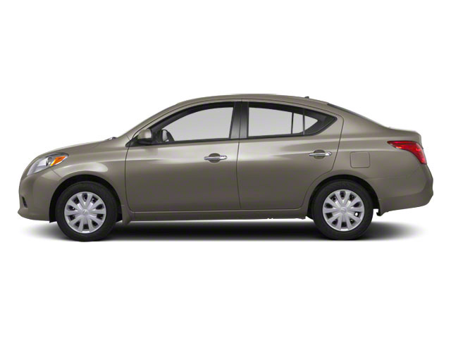 2013 Nissan Versa 1.6 S+