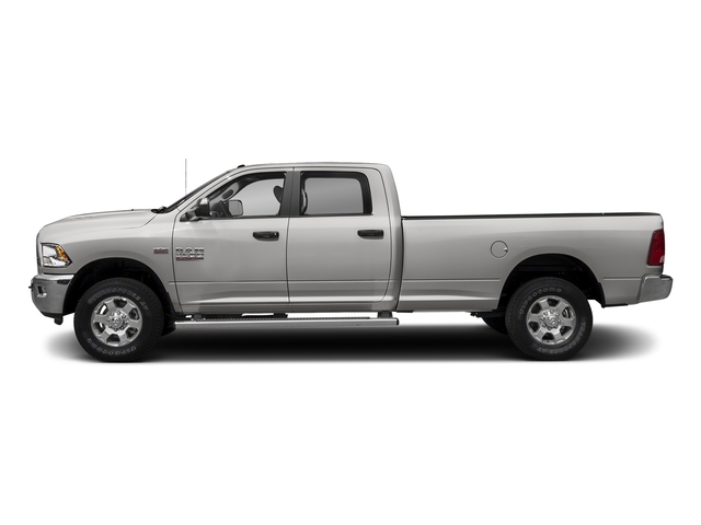 2017 RAM 3500 SLT Crew Cab 4x4 8 Box