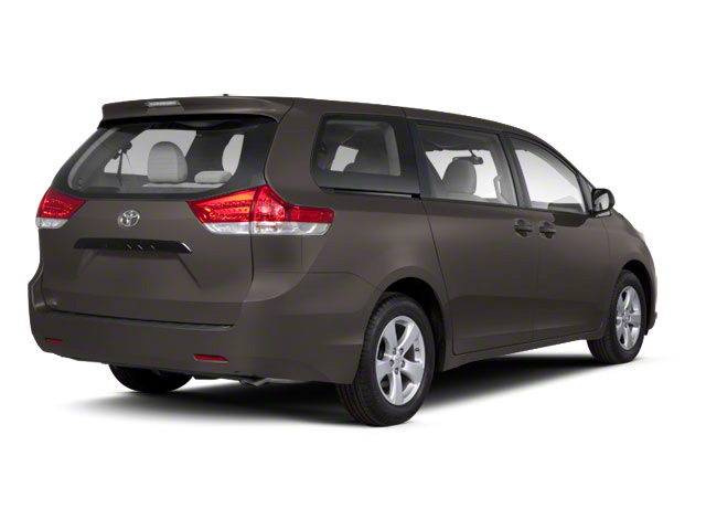 2013 Toyota Sienna LE V6 8 Passenger