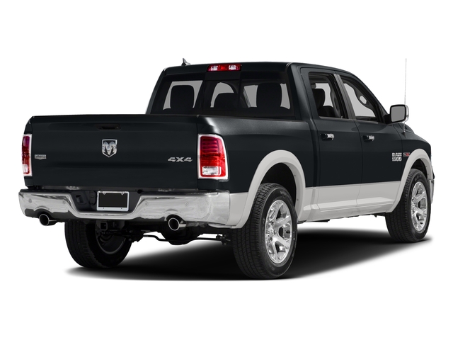 2017 RAM 1500 Laramie Crew Cab 4x4 64 Box