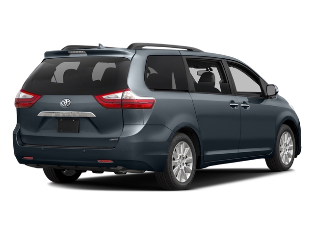 2017 Toyota Sienna XLE Premium 8 Passenger