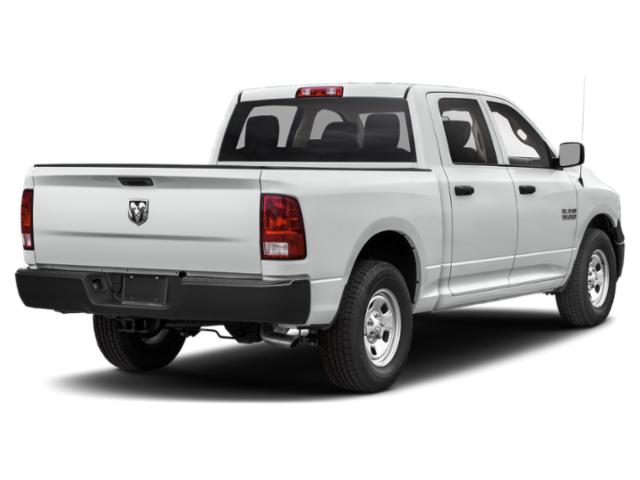 2022 RAM 1500 Classic Tradesman Crew Cab 4x4 64 Box