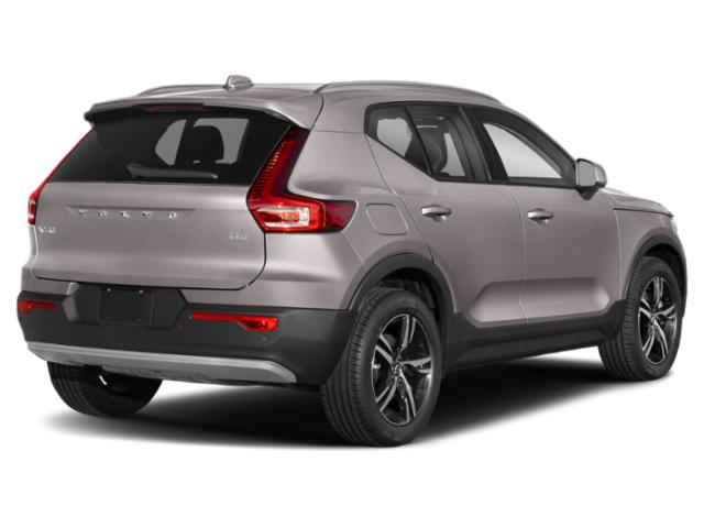 2023 Volvo XC40 B5 Plus Dark Theme