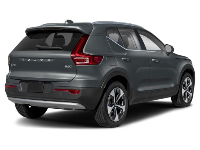 2024 Volvo XC40 B5 Core Dark Theme