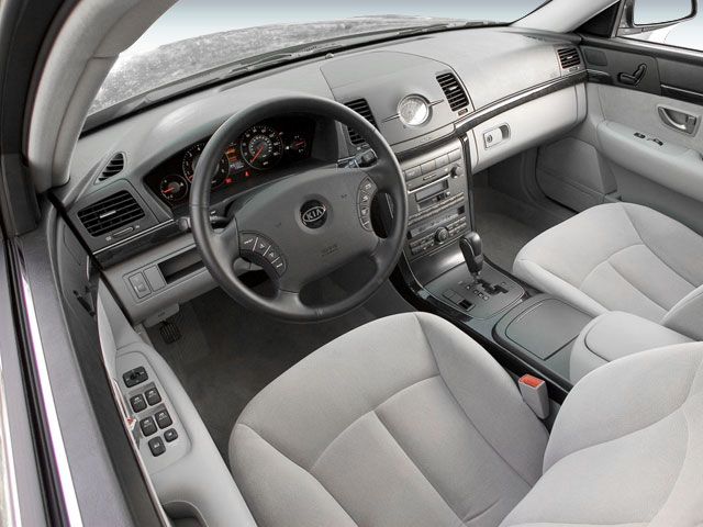 2008 Kia Amanti Base