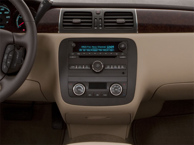 2010 Buick Lucerne CX-2