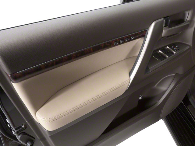 2010 Toyota Land Cruiser V8