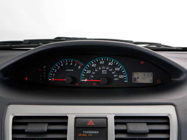 2010 Toyota Yaris Base