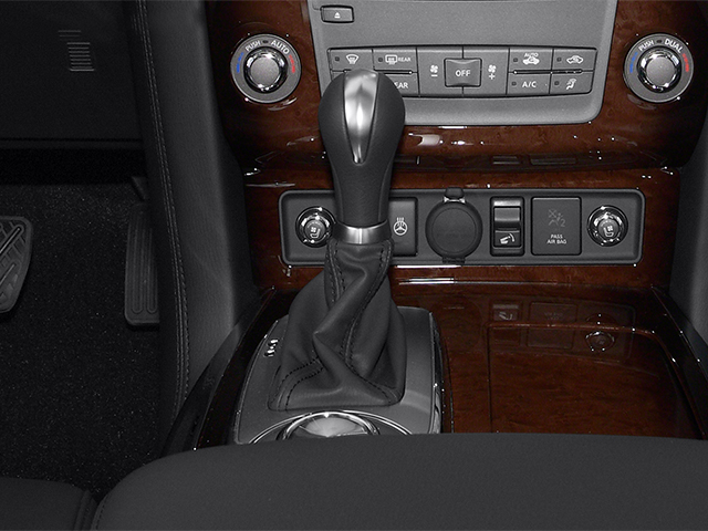 2013 INFINITI QX56 Standard