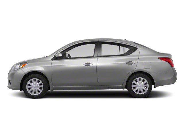 2013 Nissan Versa 1.6 SV
