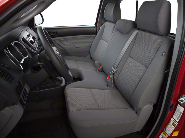 2013 Toyota Tacoma 2WD Reg Cab I4 AT