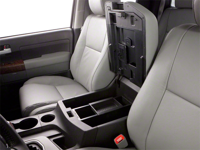 2013 Toyota Tundra Grade 5.7L V8