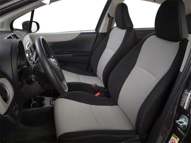 2013 Toyota Yaris SE