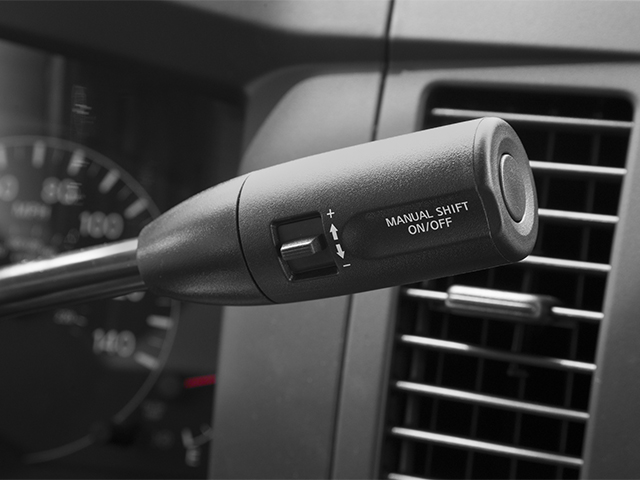 2014 Nissan 3500 S V8