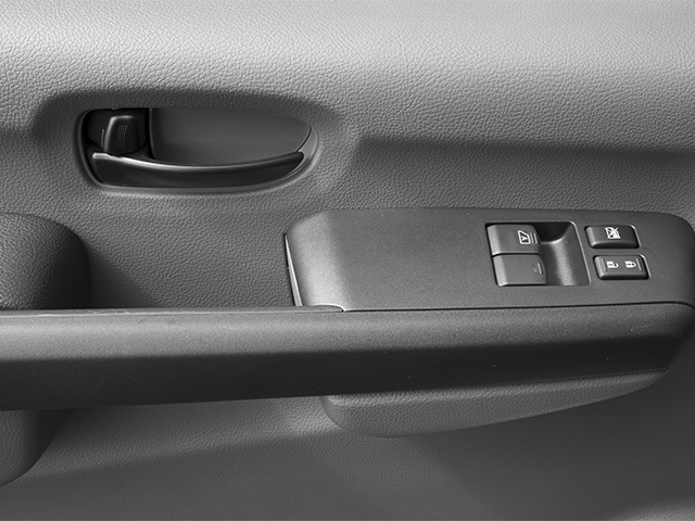 2014 Nissan 3500 S V8