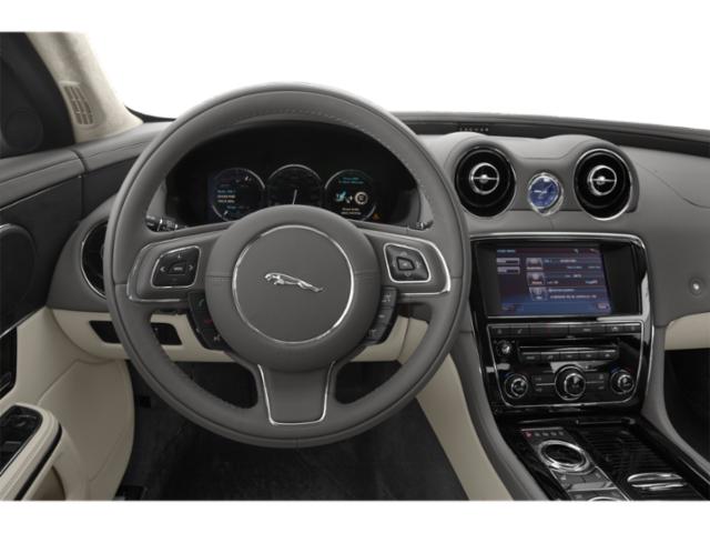 2015 Jaguar XJ Standard