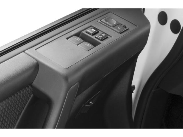 2015 Nissan Titan SV