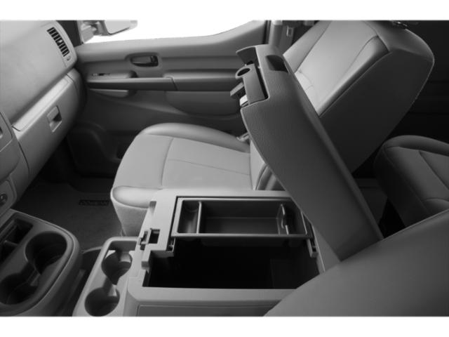 2015 Nissan 3500 SV V6
