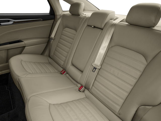 2016 Ford Fusion Hybrid SE
