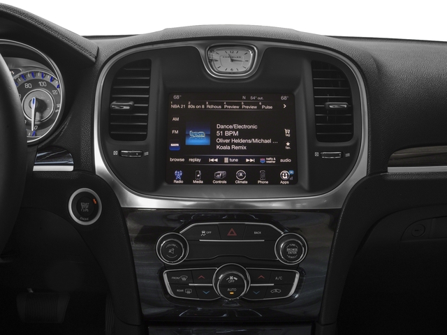 2017 Chrysler 300 Limited