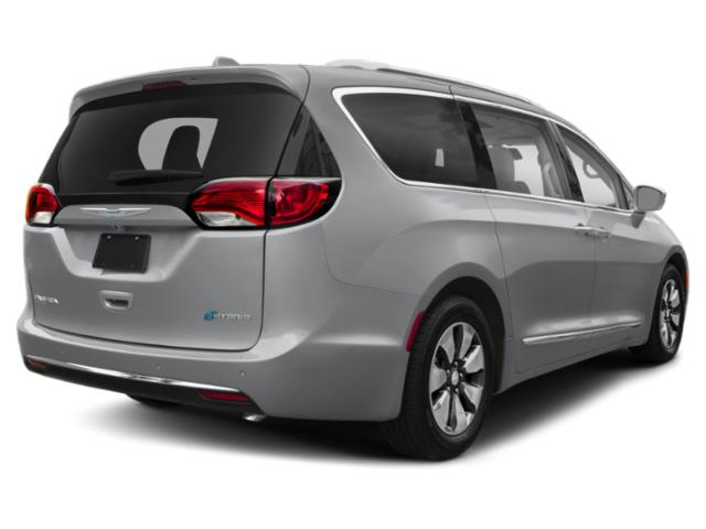 2017 Chrysler Pacifica Hybrid Platinum