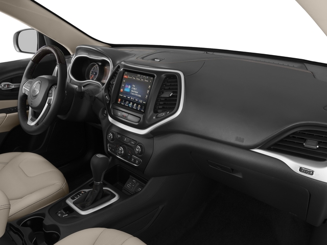 2017 Jeep Cherokee Overland 4x4