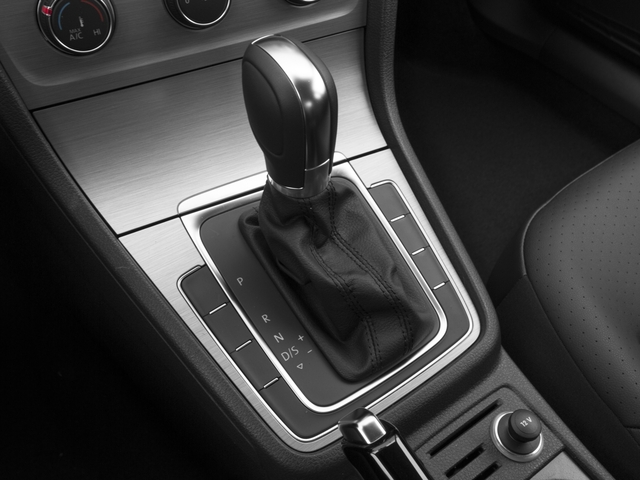 2017 Volkswagen Golf TSI Wolfsburg Edition 4-Door
