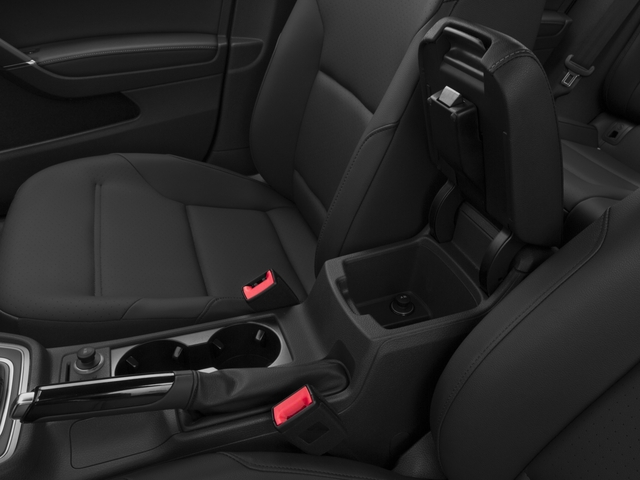 2017 Volkswagen Golf TSI Wolfsburg Edition 4-Door