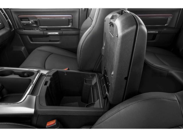 2019 Ram 1500 Classic Laramie Crew Cab 4x2 5'7" Box