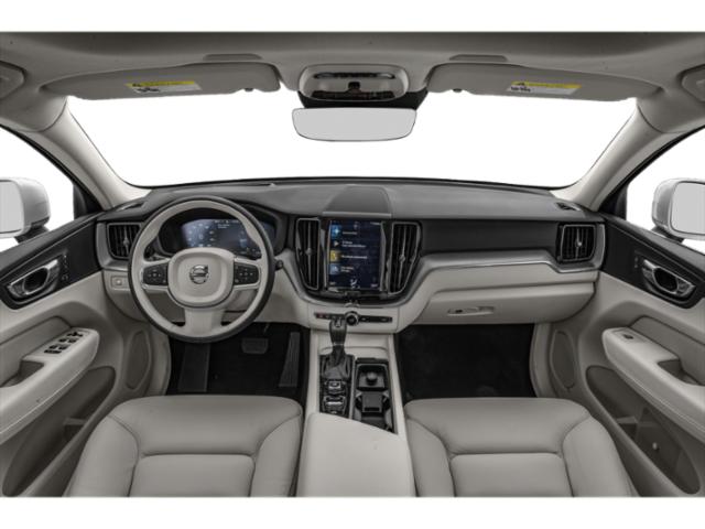 2020 Volvo XC60 T6 Momentum