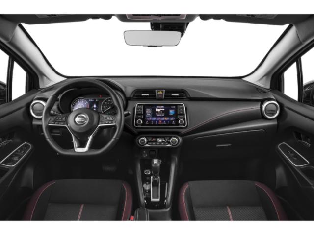 2022 Nissan Versa SR