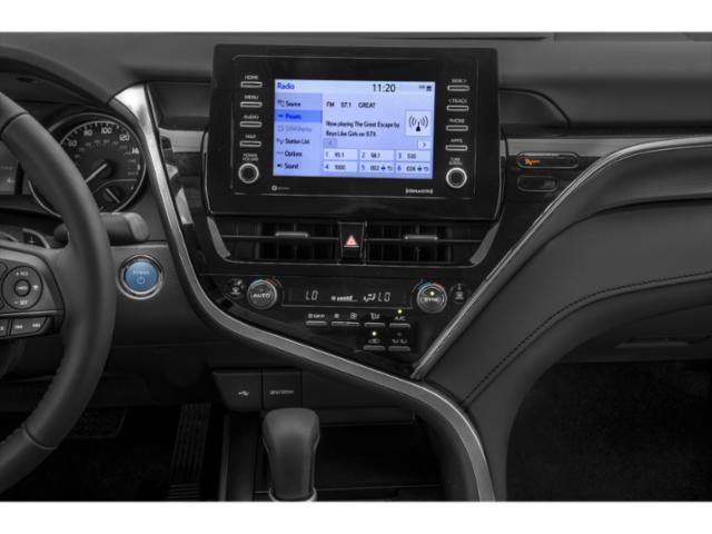 2022 Toyota Camry SE Hybrid