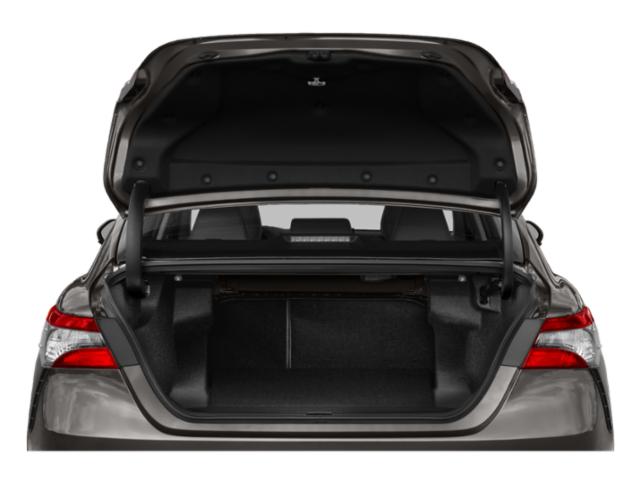 2022 Toyota Camry SE Hybrid