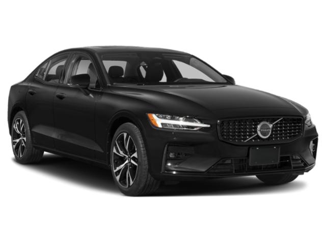 2023 Volvo S60 B5 Core Dark Theme