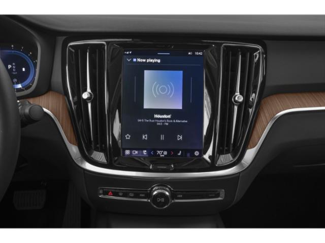 2023 Volvo S60 B5 Core Dark Theme