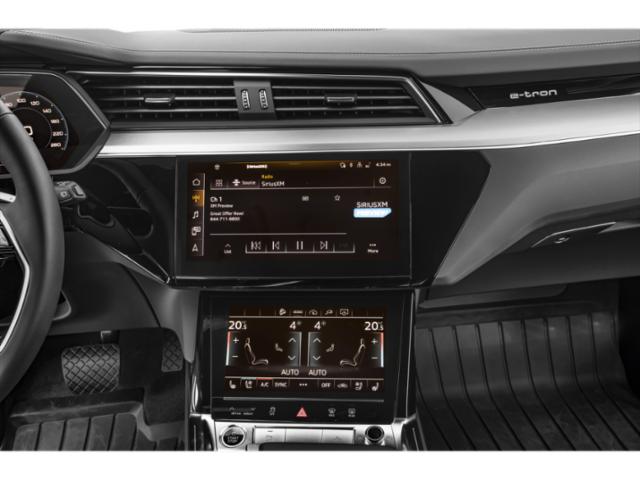 2024 Audi e-tron Premium quattro