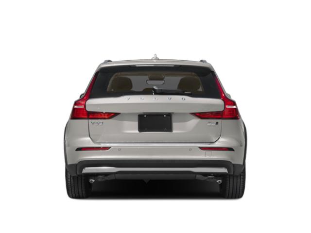 2024 Volvo V60 Cross Country B5 Ultimate