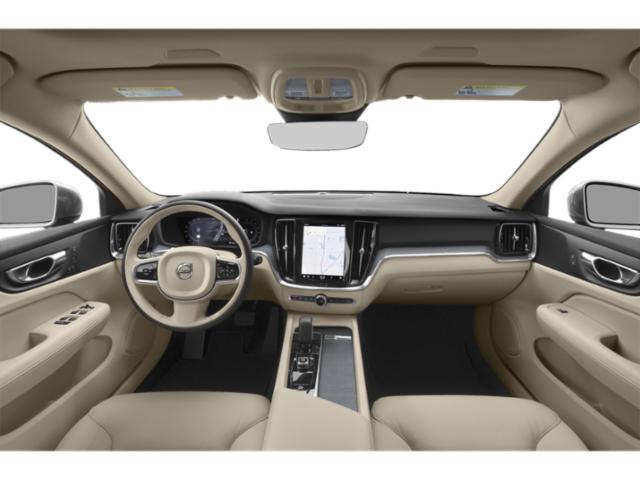 2024 Volvo V60 Cross Country B5 Ultimate