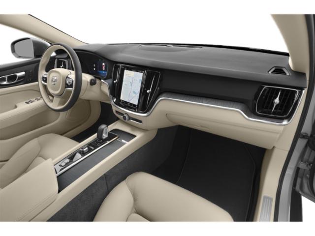 2024 Volvo V60 Cross Country B5 Ultimate