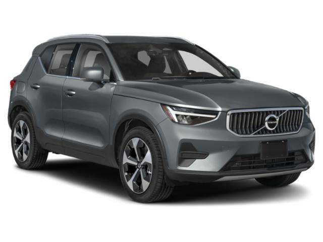 2024 Volvo XC40 B5 Core Bright Theme
