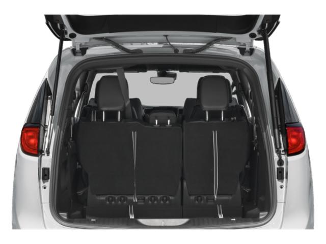 2025 Chrysler Voyager LX