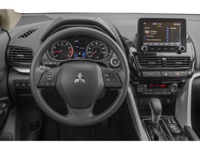 2025 Mitsubishi Eclipse Cross LE photo 6