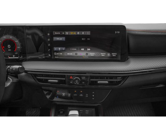 2025 Nissan Kicks SR FWD