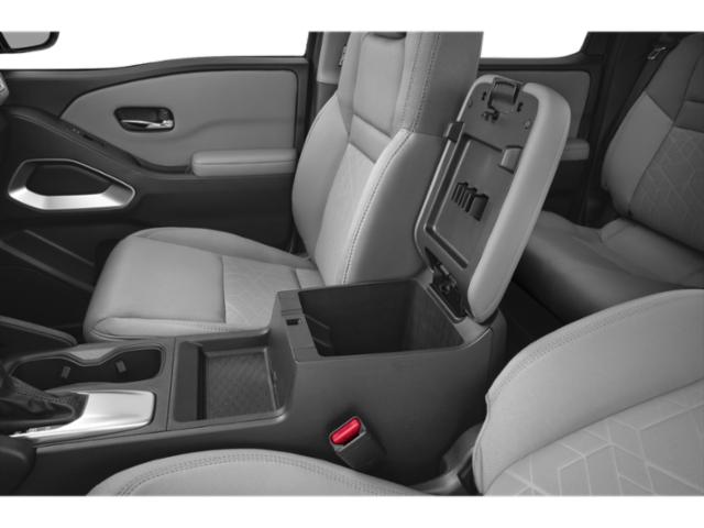 2025 Nissan Frontier Crew Cab SV 4x2