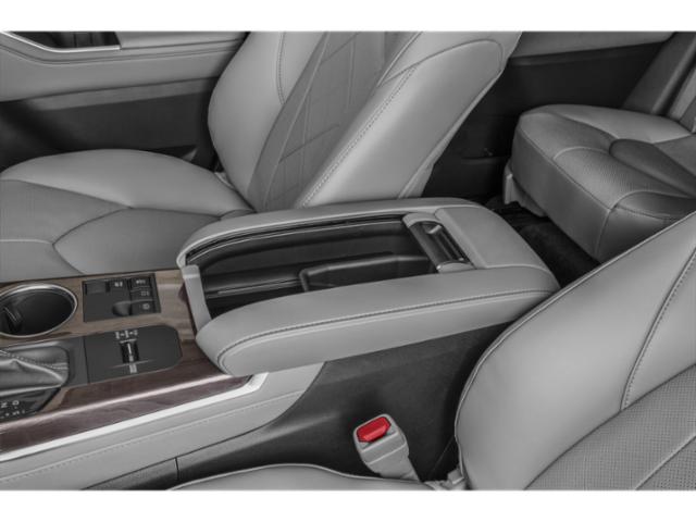 2025 Toyota Highlander Hybrid Platinum
